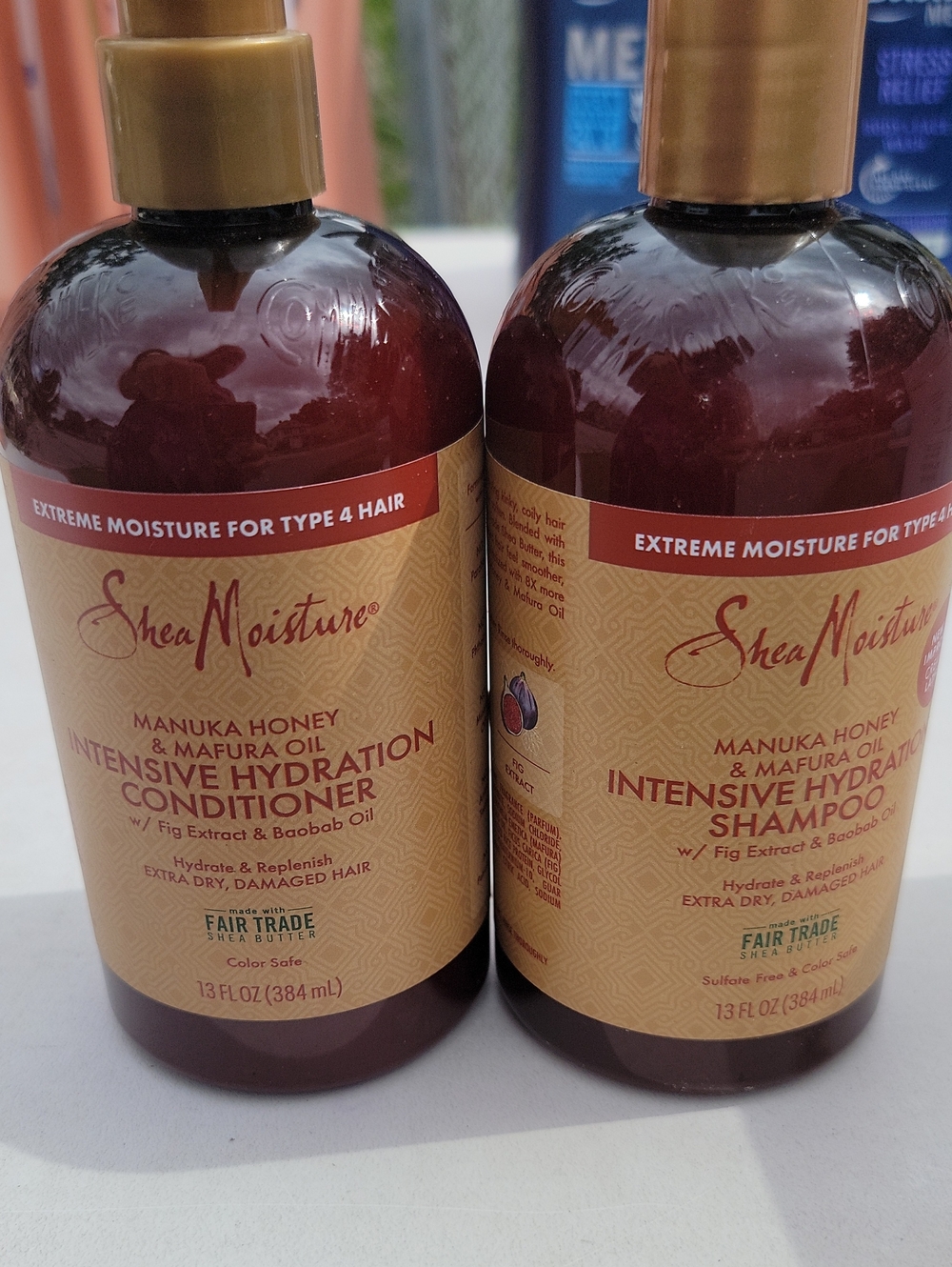 SheaMoisture Manuka Honey Intensive Hydration Shampoo & Conditioner - Bundle